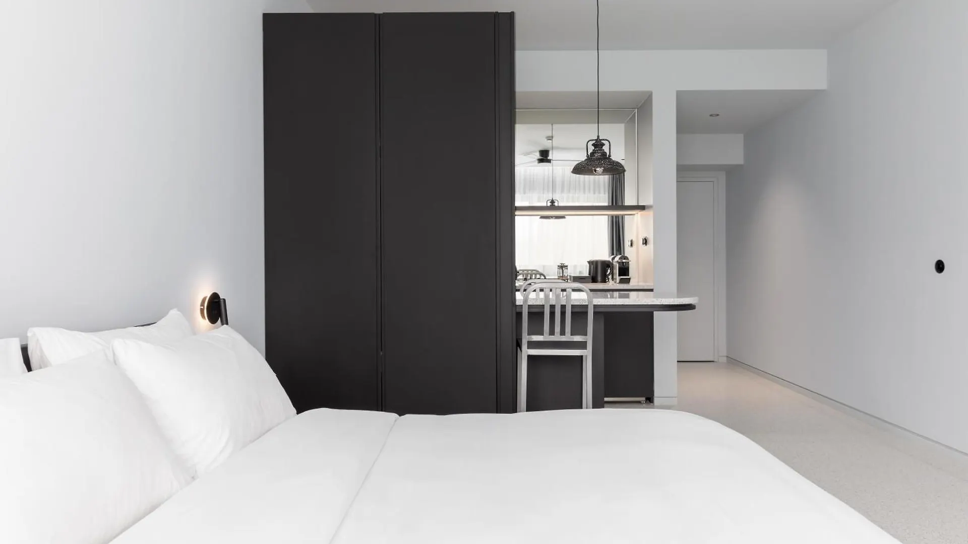 Nero Luxury Suites By Zennova Thessaloniki