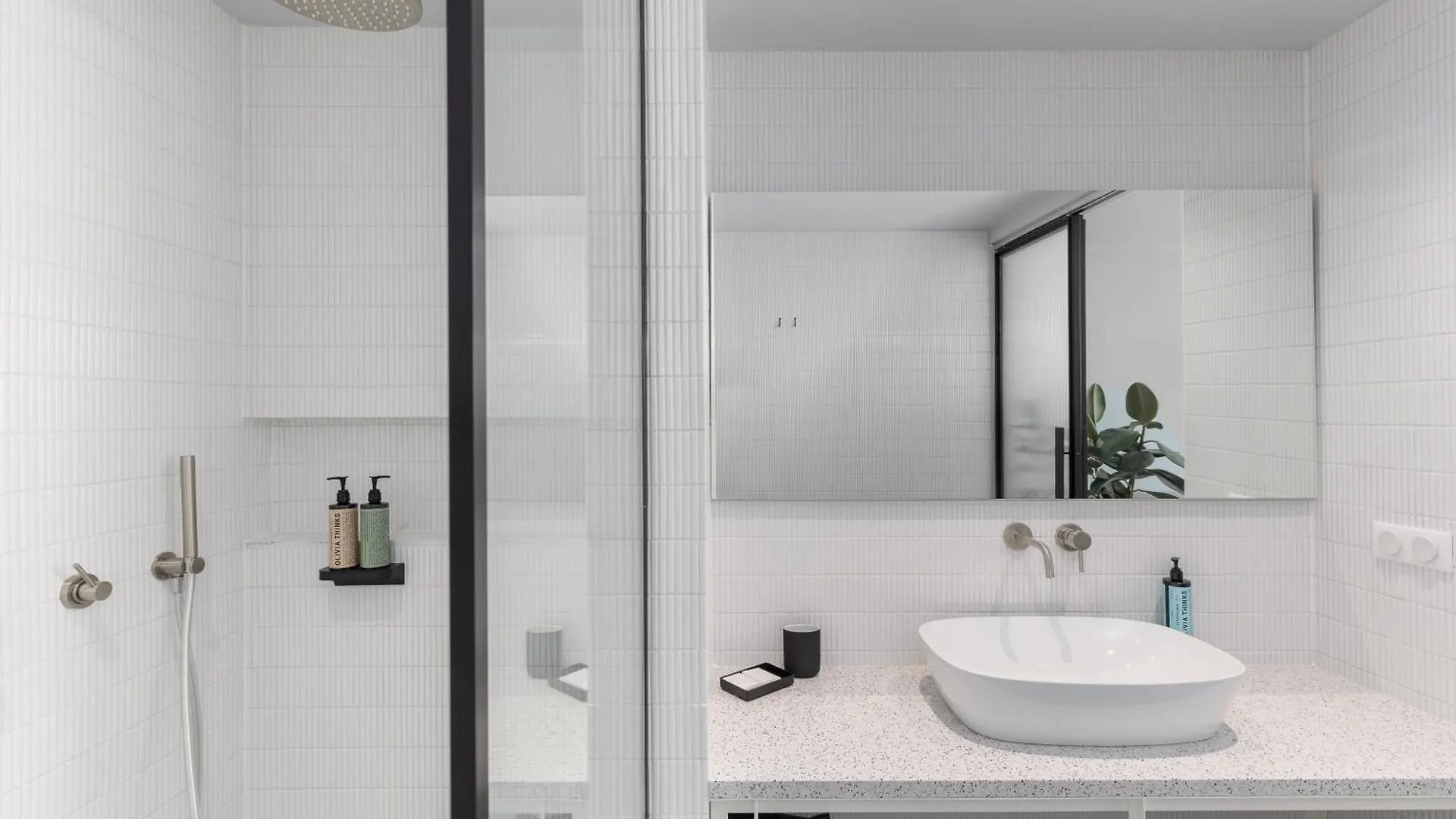 Nero Luxury Suites By Zennova Salonicco Appartamento