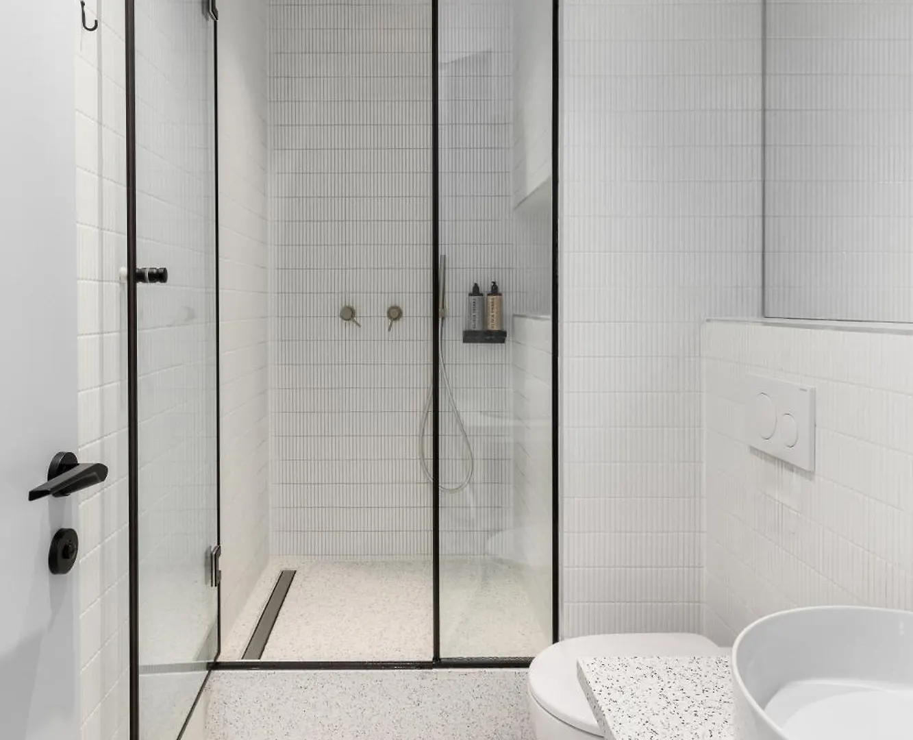 Nero Luxury Suites By Zennova Salonicco Appartamento
